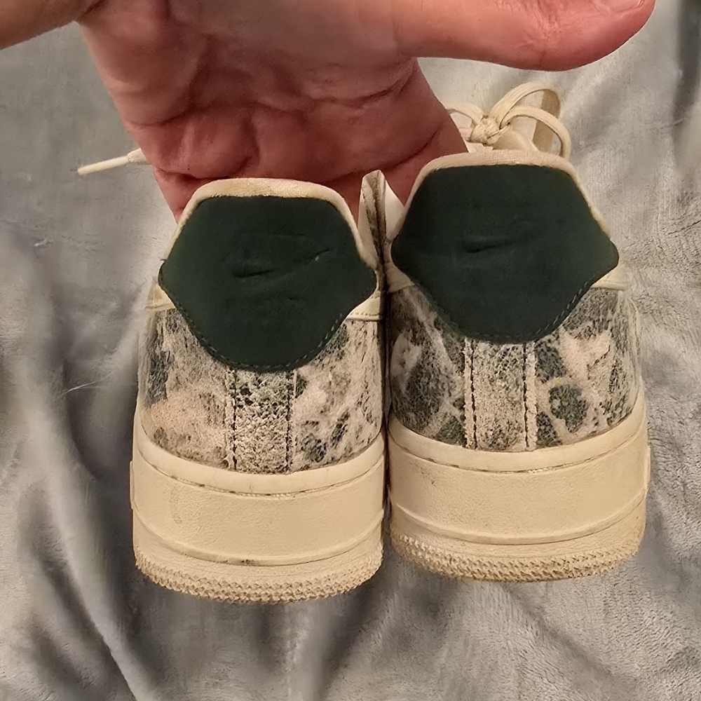 Nike Air Low Metallic Cream,Green And Pink Patterned Women's Sneakers, Size 8.5 - Picture 9 of 10